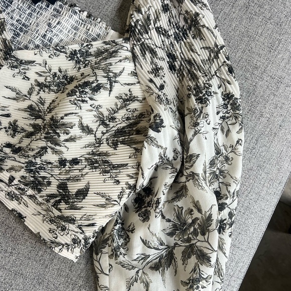 Express Cropped blouse - Picture 3 of 5